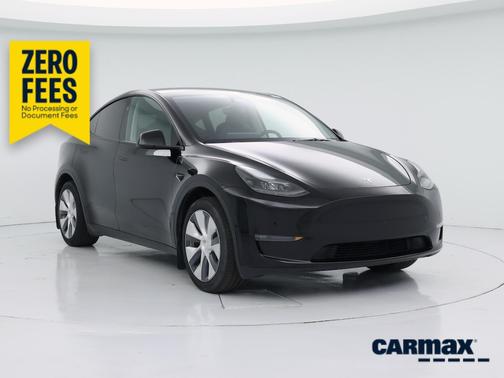 Black 2024 Tesla Model Y Long Range