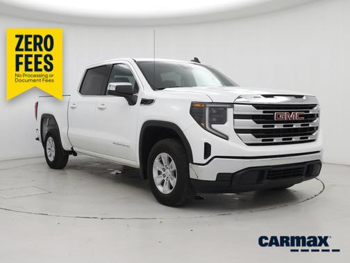 White 2024 GMC Sierra 1500 SLE
