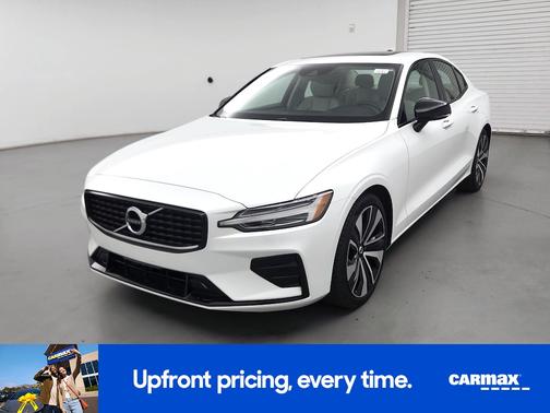 White 2022 Volvo S60 B5 Momentum