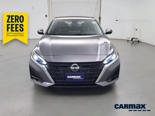 Gray 2023 Nissan Altima SL