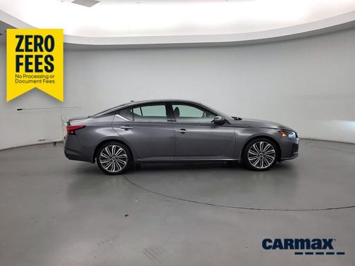 Gray 2023 Nissan Altima SL