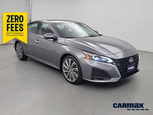 Gray 2023 Nissan Altima SL