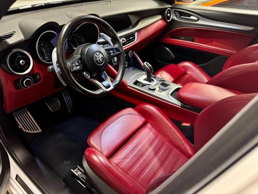 2021 Alfa Romeo Stelvio Ti Sport
