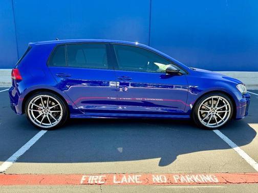 2017 Volkswagen Golf R 2.0T DSG