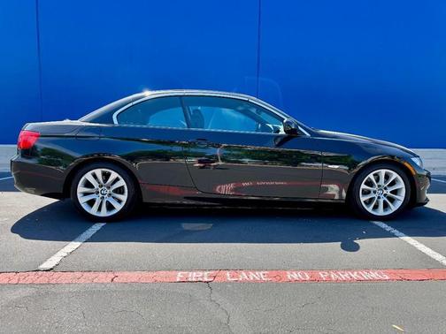 Black Sapphire Metallic 2013 BMW 328 power retractable hardtop convertible