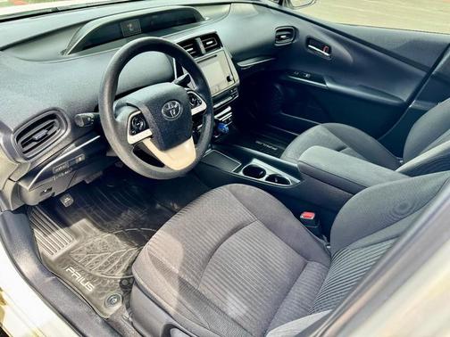 2018 Toyota Prius Two Eco