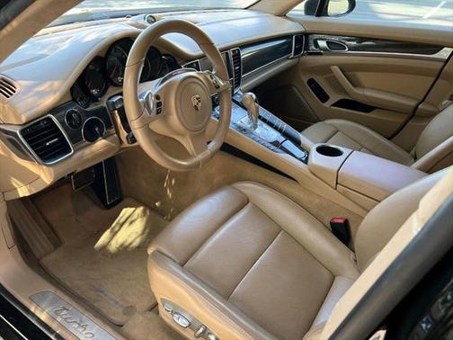 2012 Porsche Panamera Turbo S