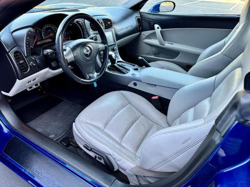 2006 Chevrolet Corvette Base
