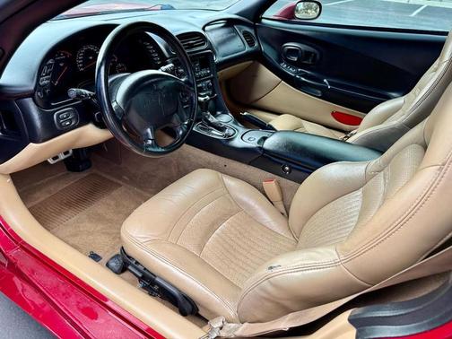 2002 Chevrolet Corvette Base