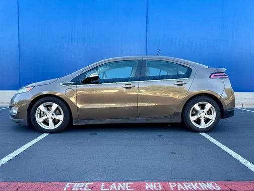 2015 Chevrolet Volt Base