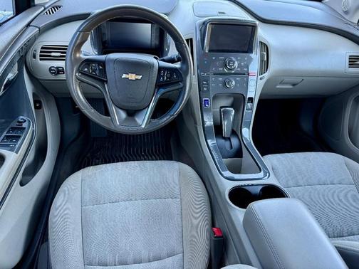 2015 Chevrolet Volt Base