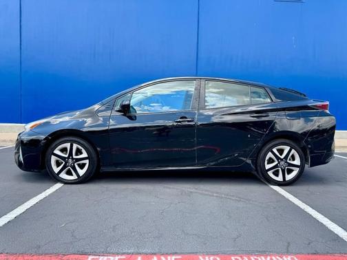2016 Toyota Prius hatchback sedan