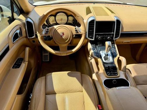 2011 Porsche Cayenne S