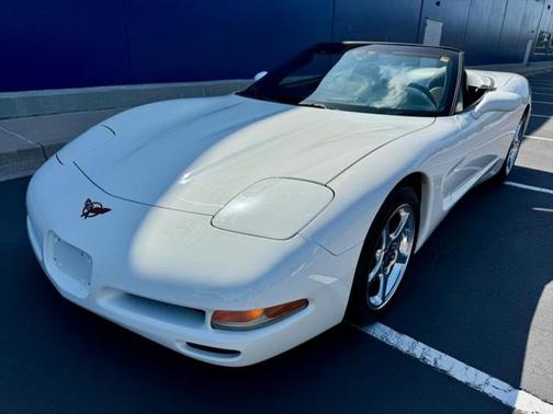 2004 Chevrolet Corvette Base