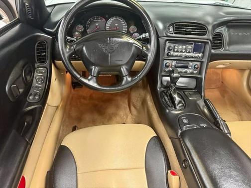 2004 Chevrolet Corvette Base