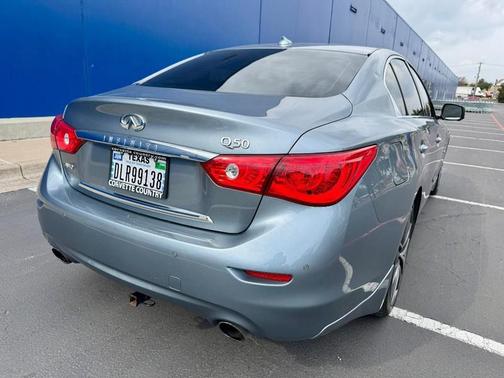 2017 INFINITI Q50 Hybrid Base