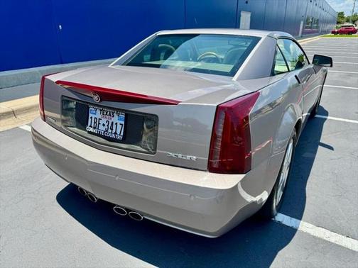 2004 Cadillac XLR Base