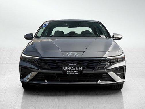 Fluid Metal 2026 Hyundai ELANTRA HEV Limited