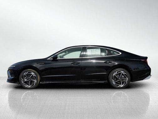 Abyss Black 2026 Hyundai SONATA SEL