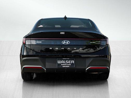 Abyss Black 2026 Hyundai SONATA SE