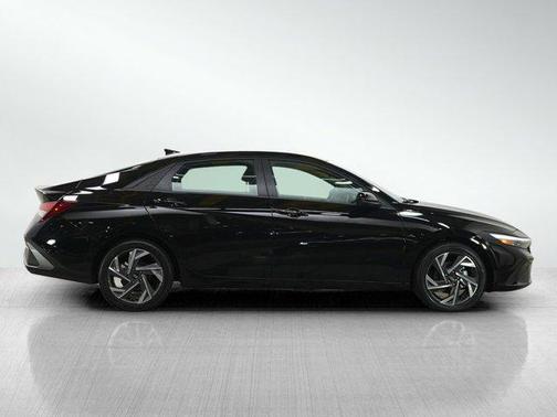 Abyss Black 2025 Hyundai ELANTRA Sport