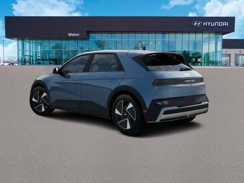 2025 Hyundai IONIQ 5 SE
