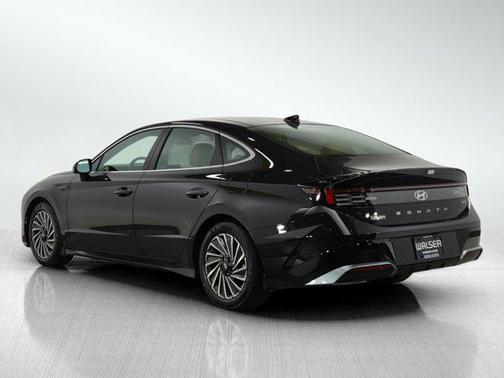 2024 Hyundai SONATA Hybrid Limited