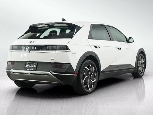 Atlas White 2024 Hyundai IONIQ 5 SE