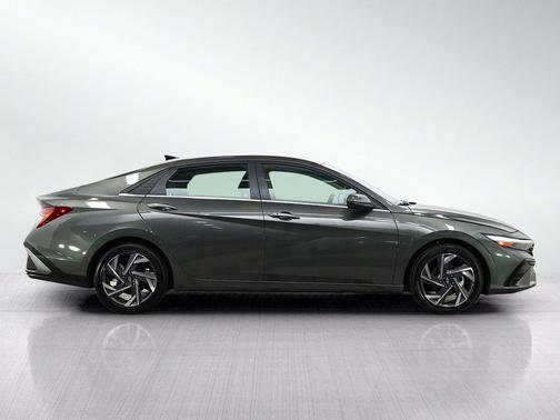Amazon Gray 2025 Hyundai ELANTRA SEL