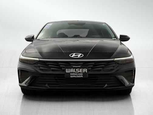 Abyss Black 2026 Hyundai ELANTRA Sport