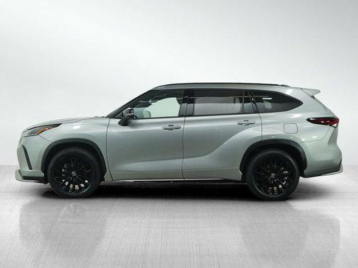 2024 Toyota Highlander XSE