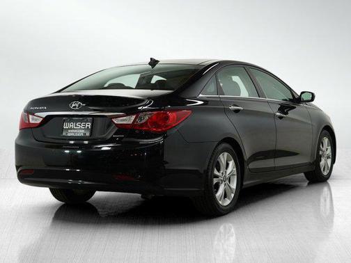 2012 Hyundai SONATA Limited
