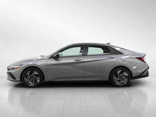 Fluid Metal 2025 Hyundai ELANTRA Sport