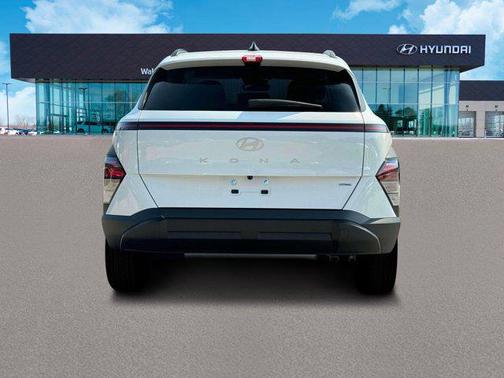 2025 Hyundai KONA SEL Convenience