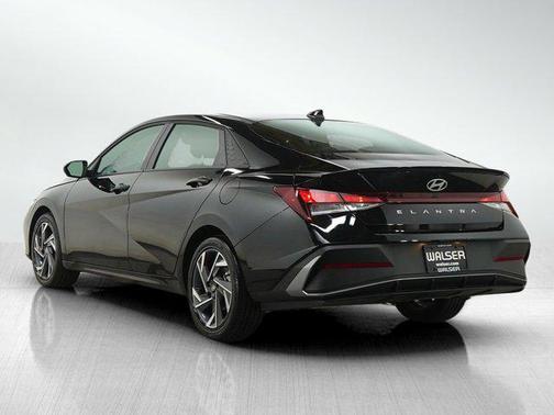 2025 Hyundai ELANTRA Sport