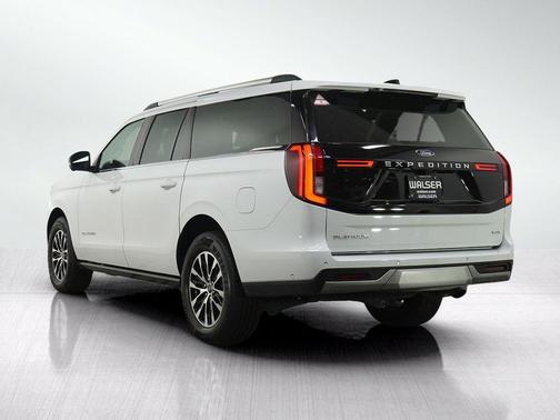Oxford White 2025 Ford Expedition Max Platinum
