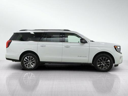 Oxford White 2025 Ford Expedition Max Platinum