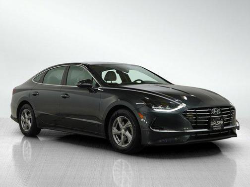 2022 Hyundai SONATA SE