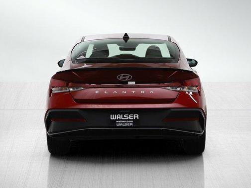 2025 Hyundai ELANTRA Sport