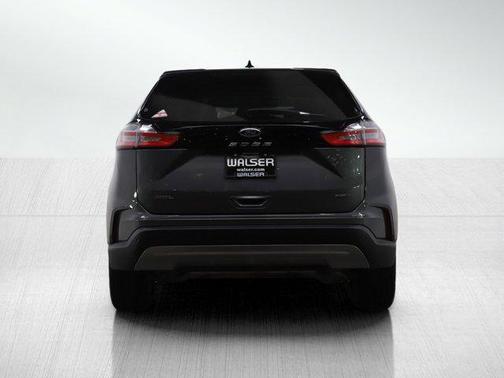 Gray Metallic 2024 Ford Edge SEL