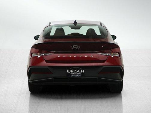 2025 Hyundai ELANTRA Sport