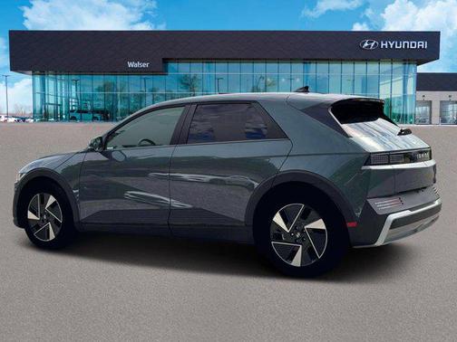 2026 Hyundai IONIQ 5 SE