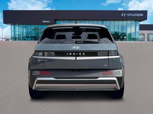 2026 Hyundai IONIQ 5 SE