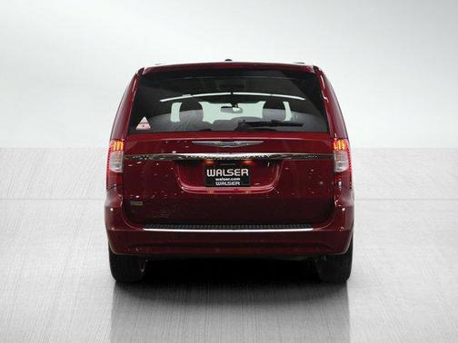 2012 Chrysler Town & Country Touring-L