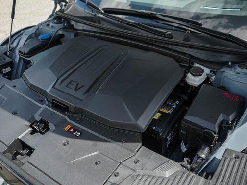 2025 Hyundai IONIQ 5 Limited