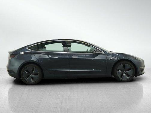 2019 Tesla Model 3 Mid Range