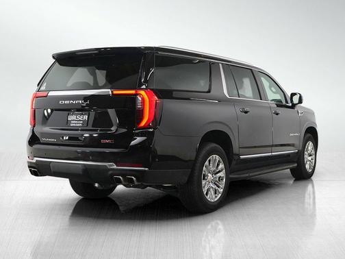 Onyx Black 2025 GMC Yukon XL Denali