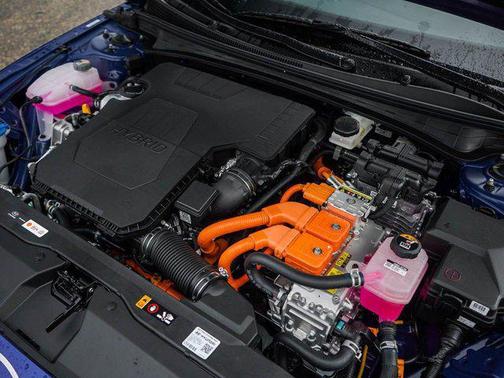 2026 Hyundai ELANTRA HEV SEL Sport