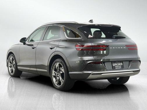 Makalu Gray 2023 Genesis Electrified GV70 Advanced AWD