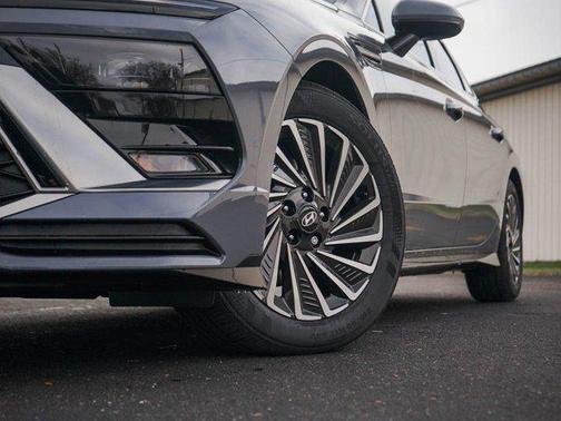 2026 Hyundai SONATA Hybrid SE